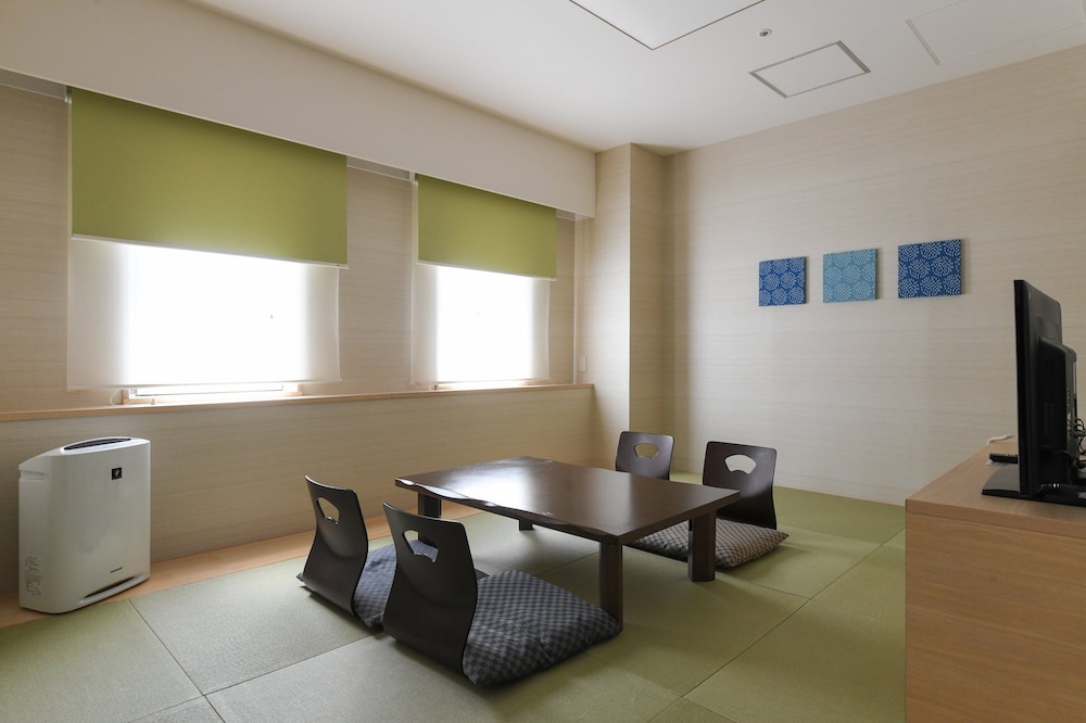 Ana Holiday Inn Sapporo Susukino 33/66