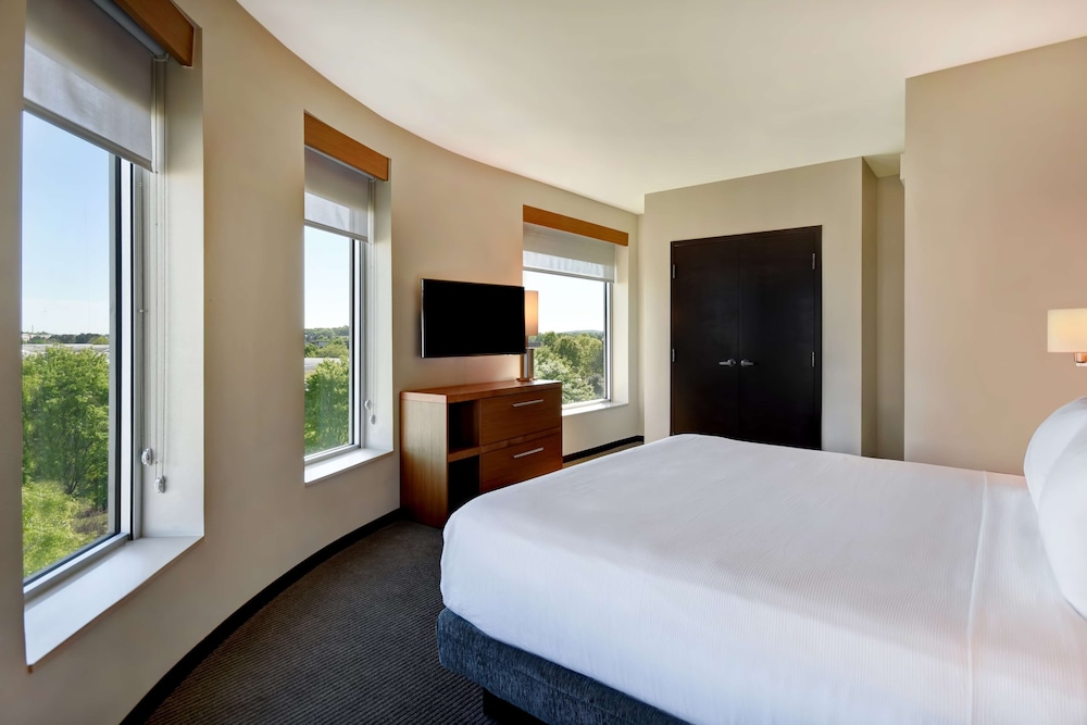 Hyatt Place Huntsville 15/53