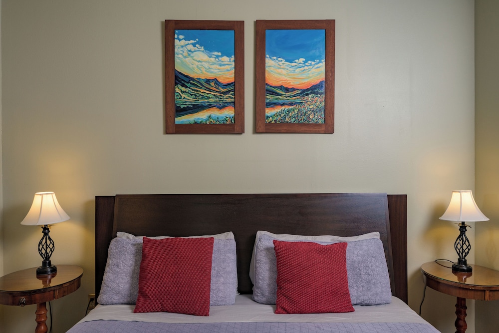 Queen Anne Bed And Breakfast 32/70