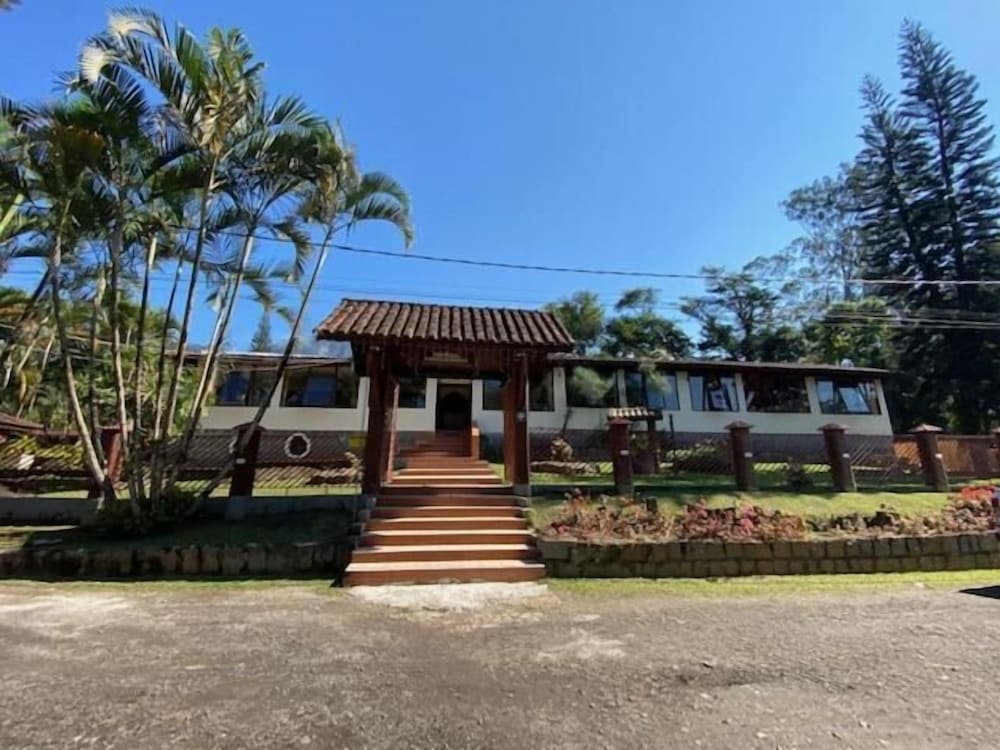 Hotel Fazendinha 51/57