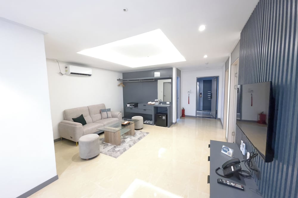 The Clover Hotel Angeles City managed by Cocotel 32/50