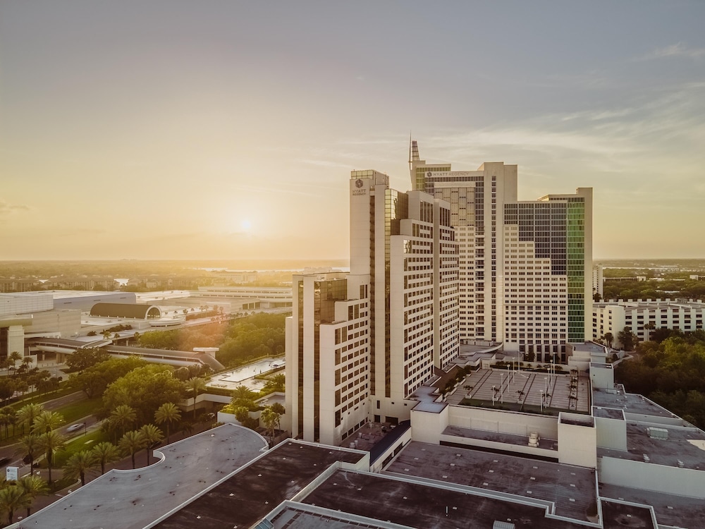 Hyatt Regency Orlando 3/84