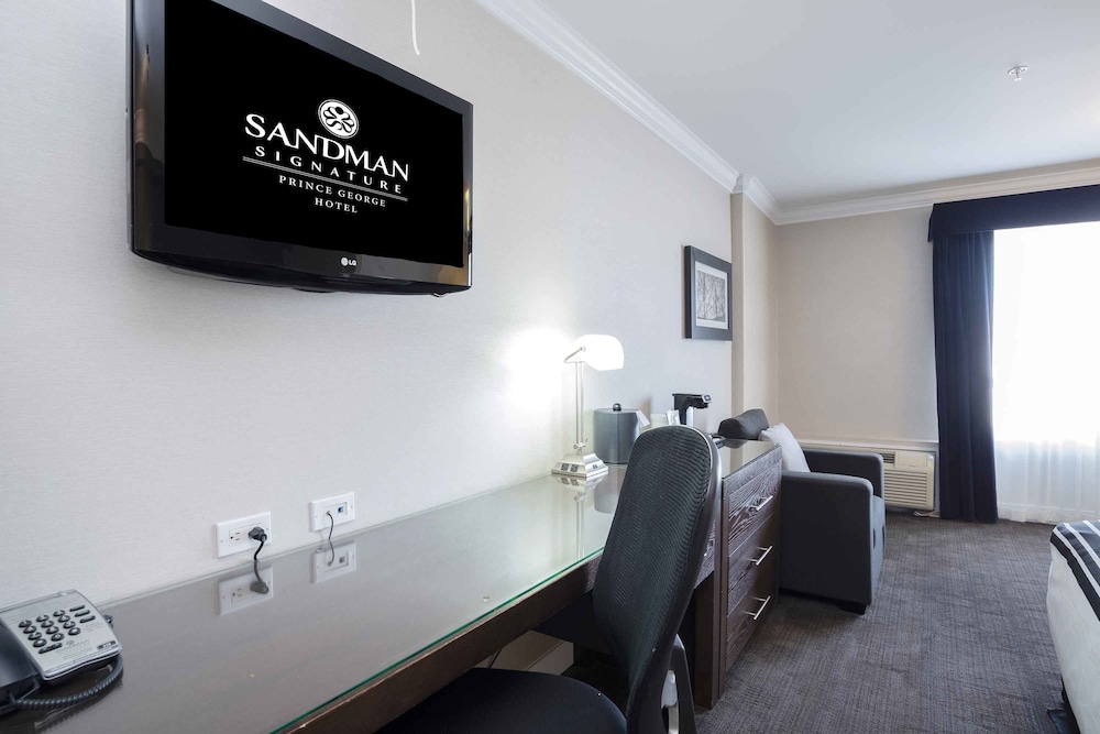 Sandman Signature Prince George Hotel 25/47