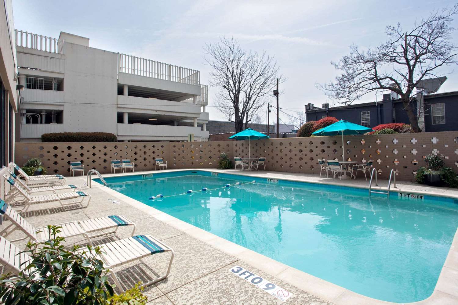 La Quinta Inn & Suites by Wyndham Downtown Conference Center 6/33