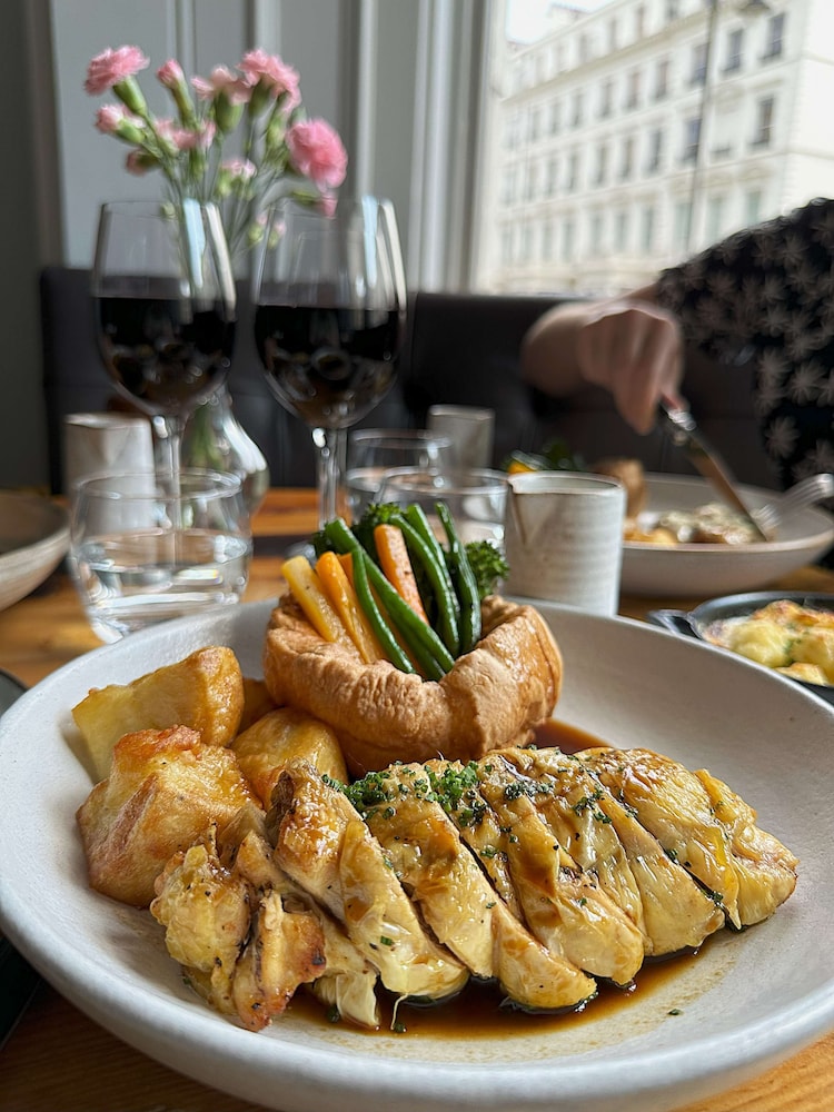 Radisson Blu Hotel London South Kensington 40/76