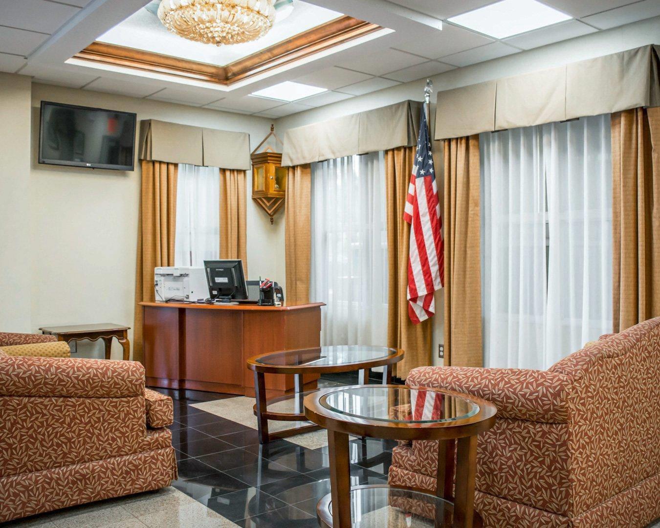 Quality Inn Tampa Airport - Cruise Port 10/69