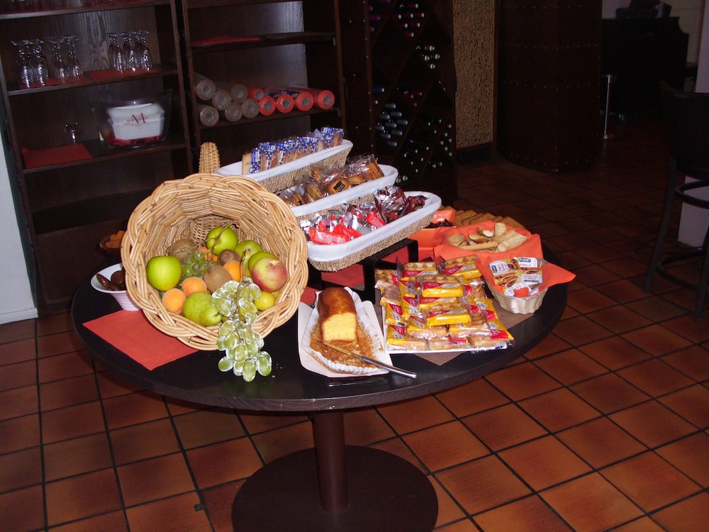 restaurant-cafeteria