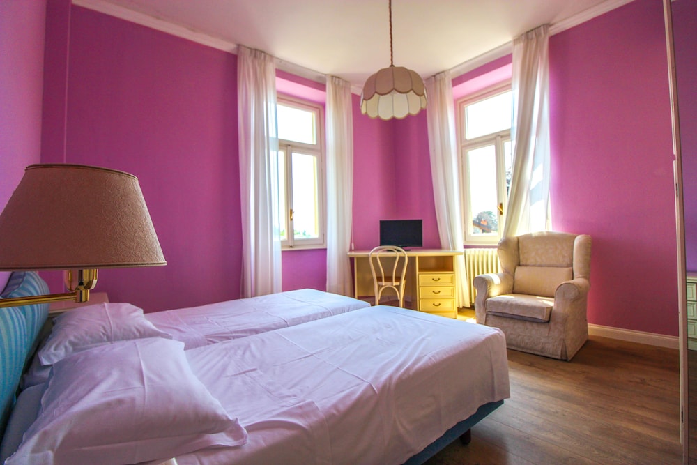 Hotel Moderno 18/50