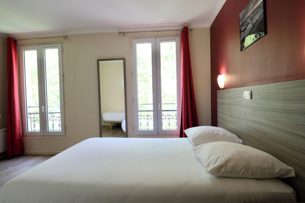 Hipotel Paris Gambetta Republique 28/58