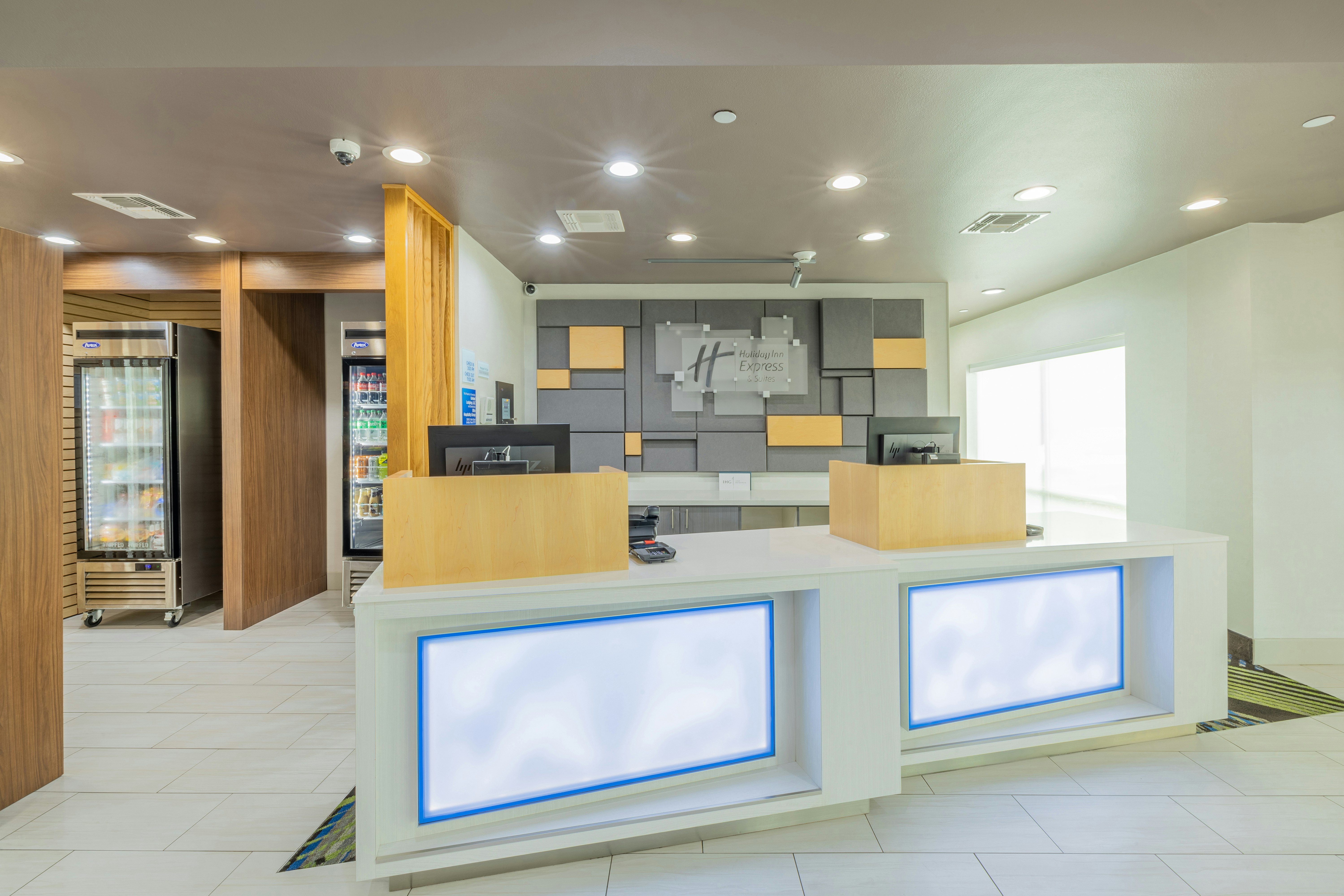 Holiday Inn Express Suites Lindale 15/68