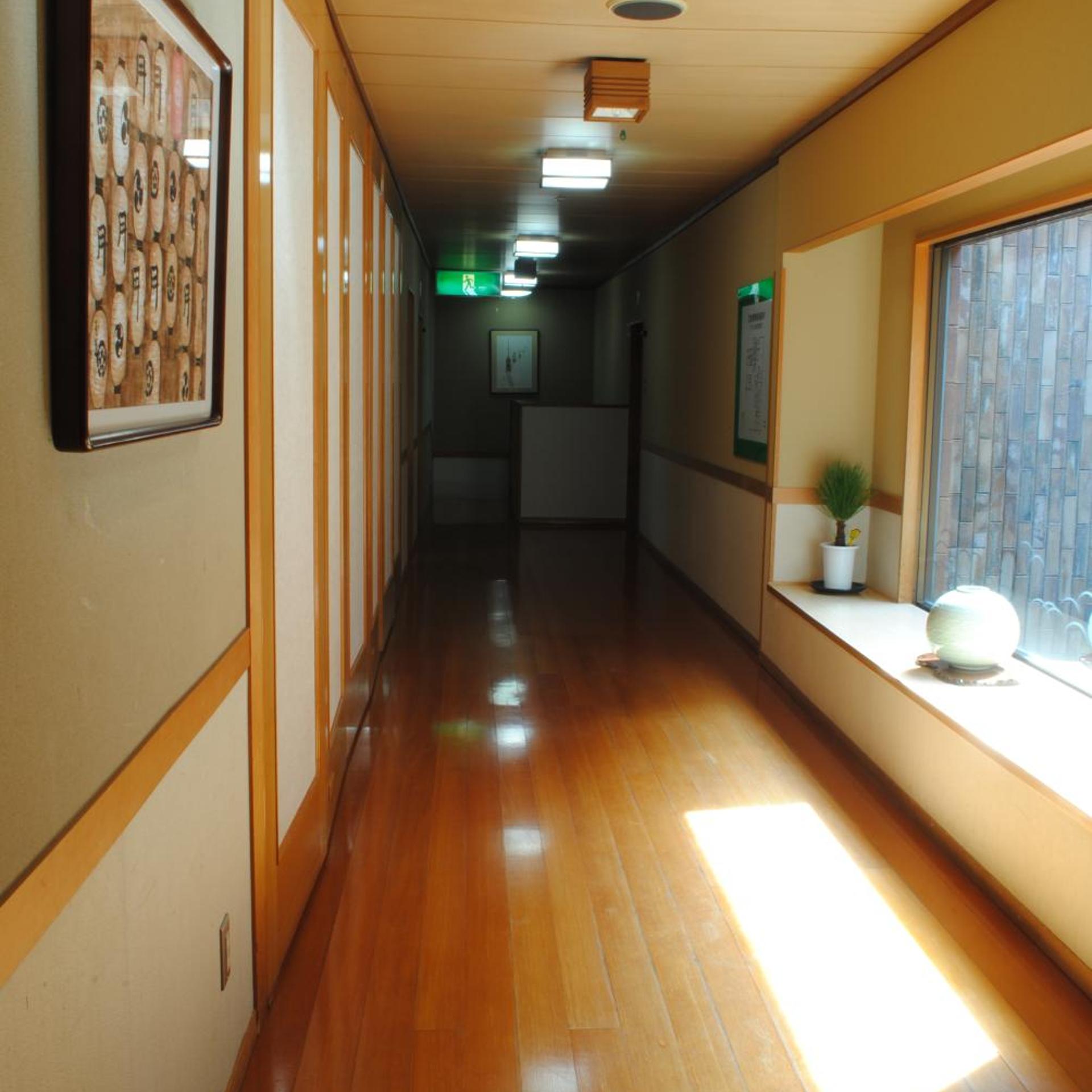 Nissho Besso 10/56