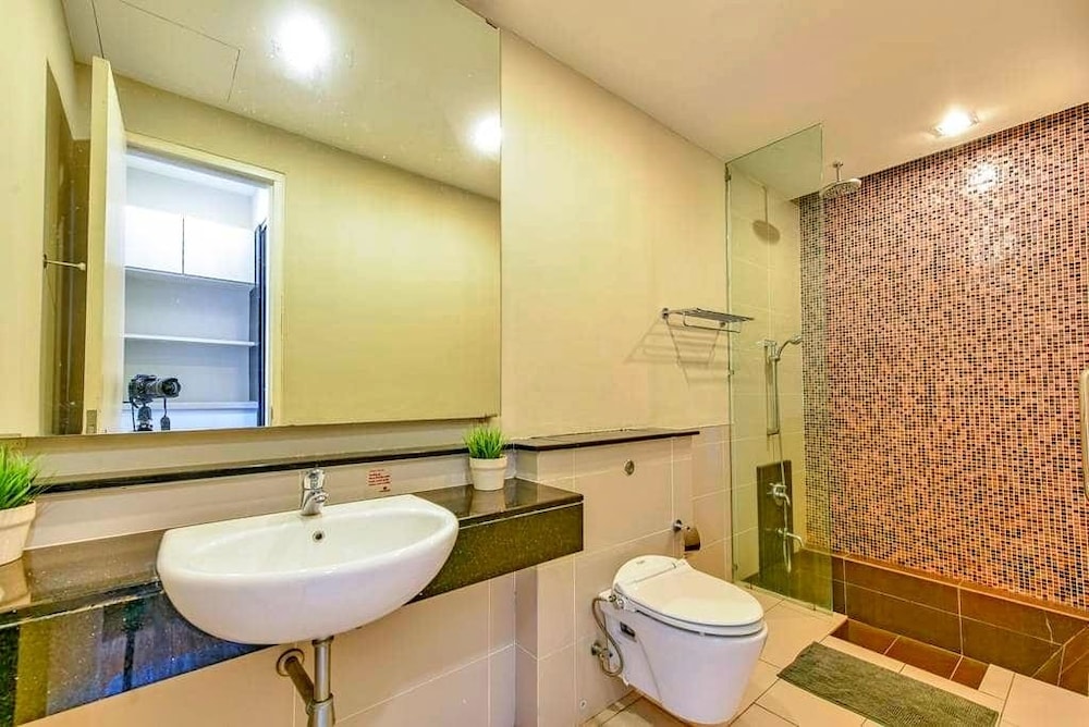 Platinum Suites AT Swiss Garden 45/45