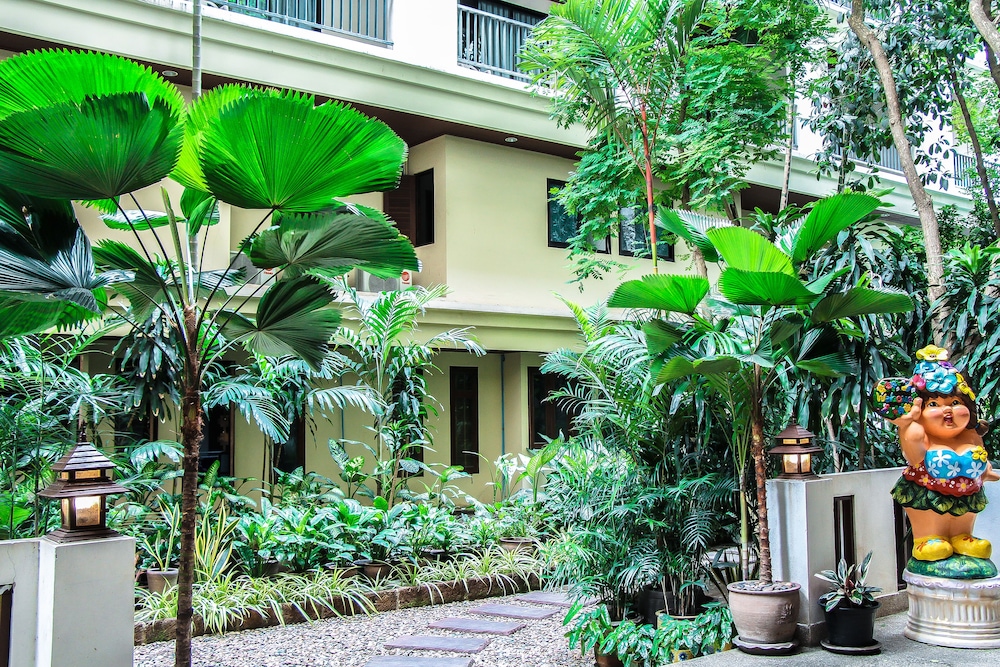 Mike Garden Resort Hotel 8/61