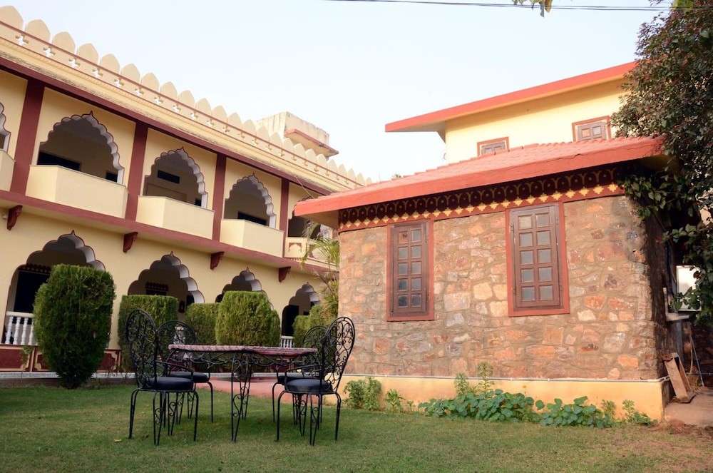 Sajjan Bagh 7/48