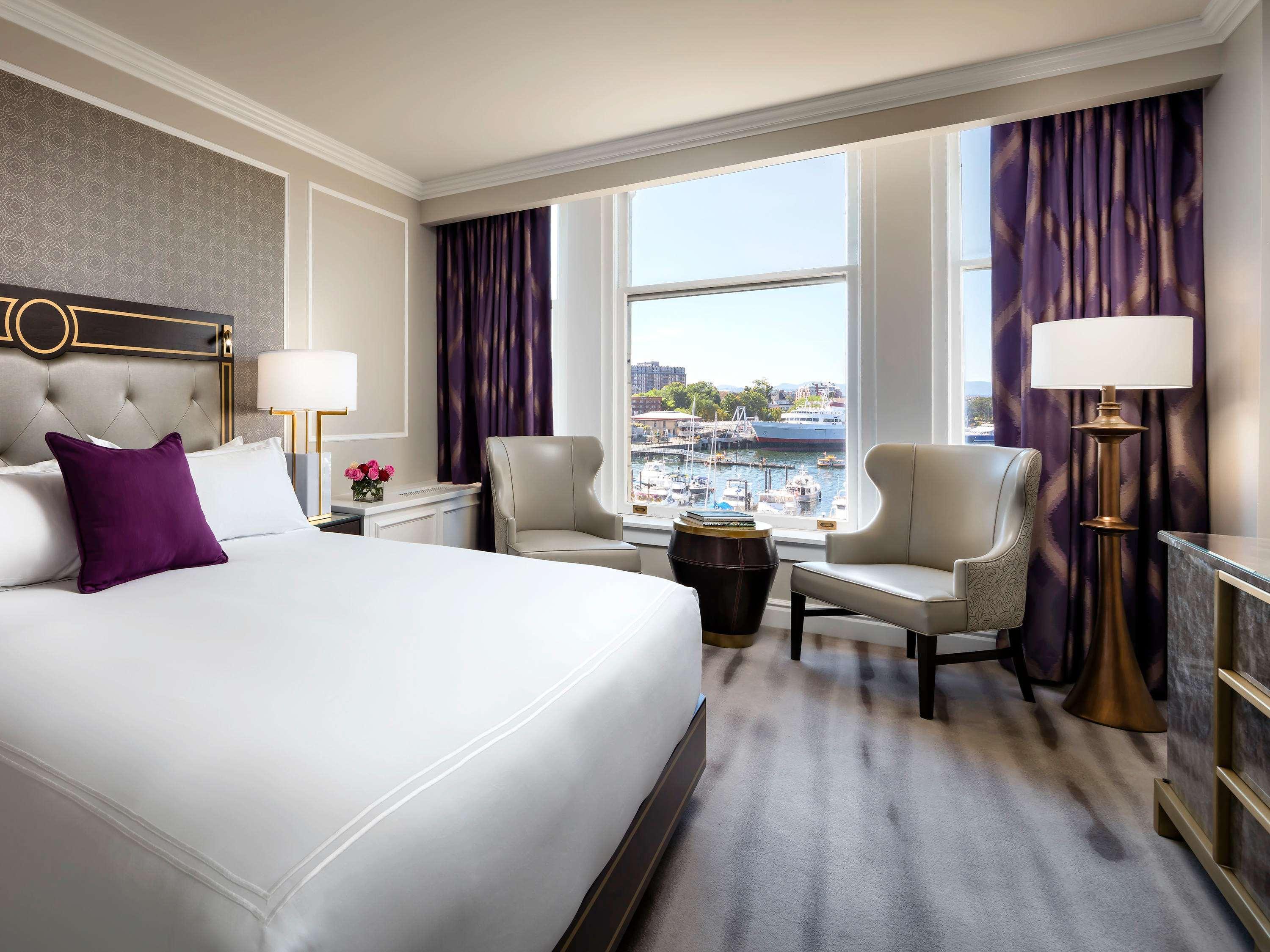 1 Bedroom, Exclusive, Fairmont Gold, Suite, King Bed, Harbour View, Lounge Access