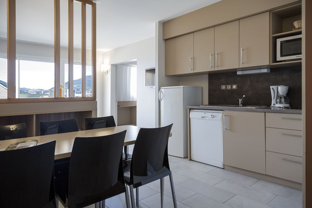 Residence De Tourisme Ajaccio Amiraute 3/50