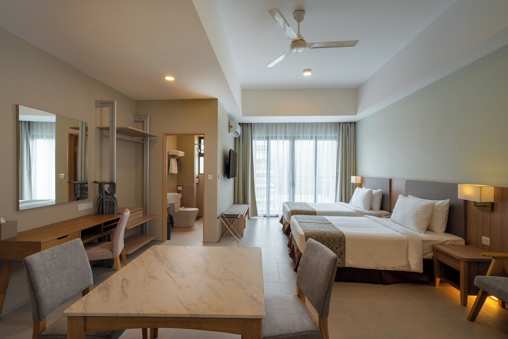 Zenith Suites Cameron 32/68