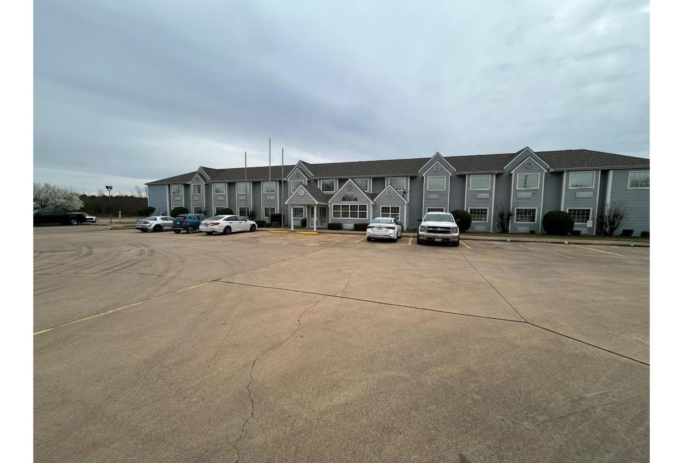 Motel6 Idabel, OK 35/40