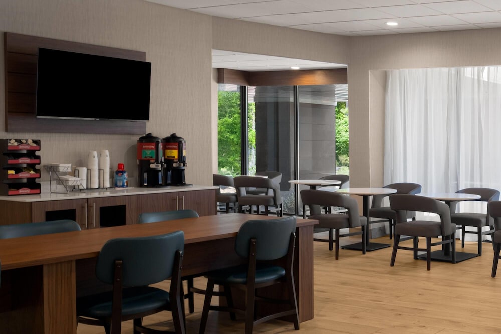 Hawthorn Extended Stay by Wyndham Nashville Airport/Opryland 37/50
