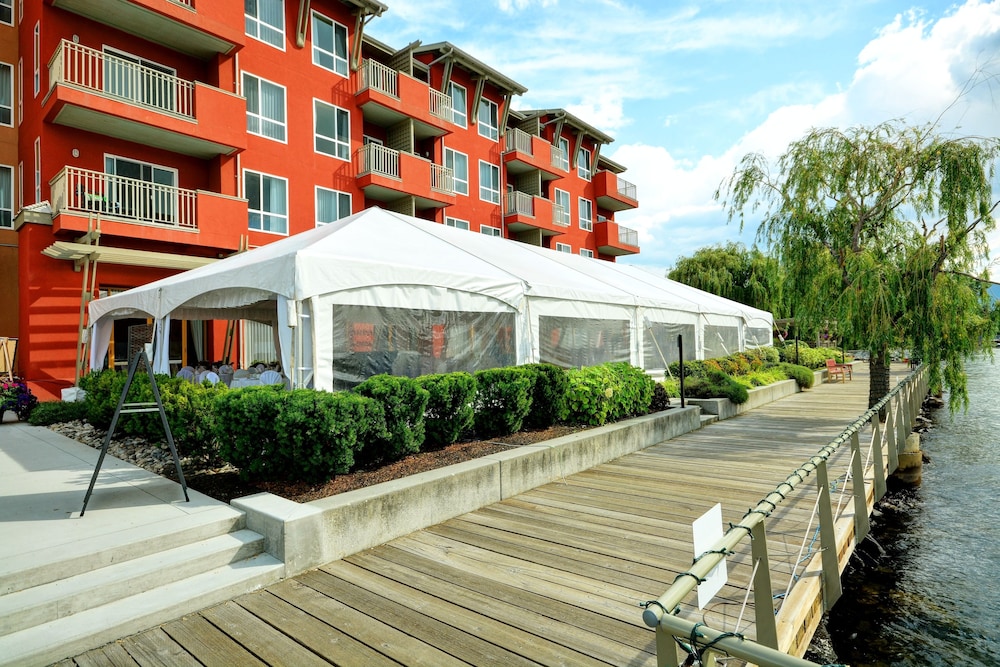 Manteo Resort Waterfront Hotel Villas 65/70