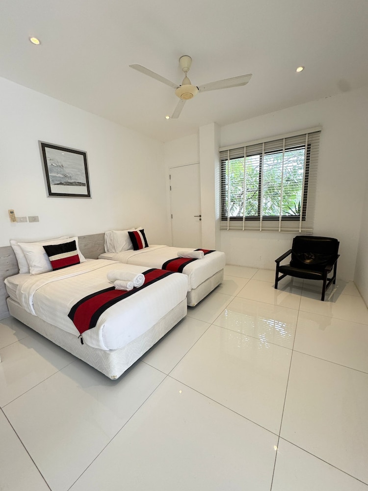 Samui Bayside Luxury Villas 11/50
