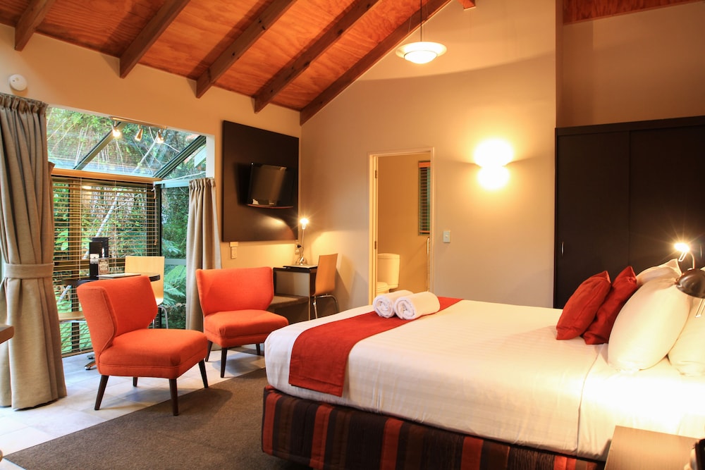 Rainforest Retreat 34/81
