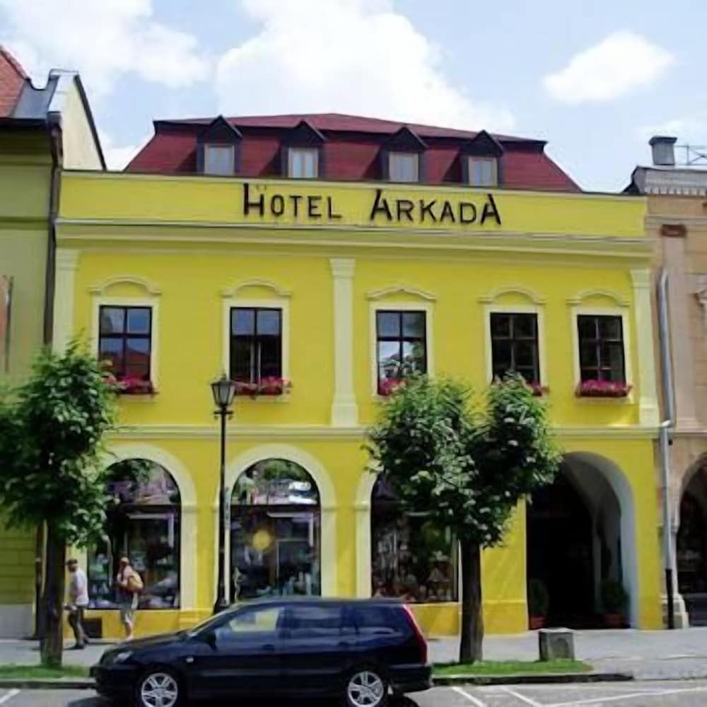 Arkada Hotel 3/56