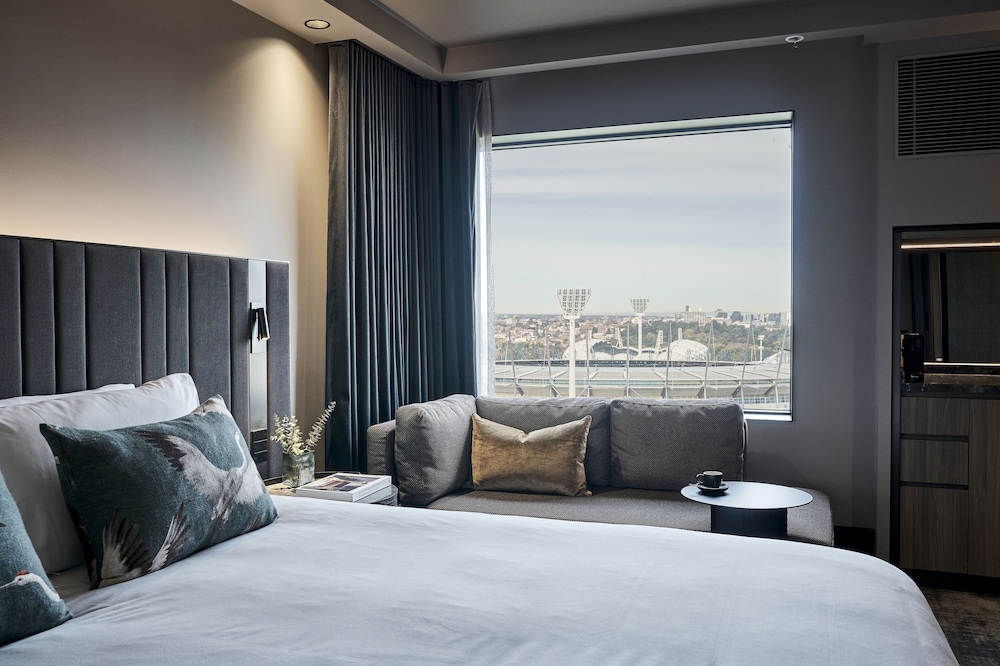 غرفة ديلوكس تنفيذية بسرير كينج مع دخول صالة النادي في طابق مرتفع، Pullman East Melbourne 2/10