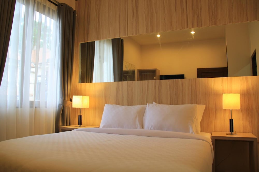 Clv Hotel Villa 18/49