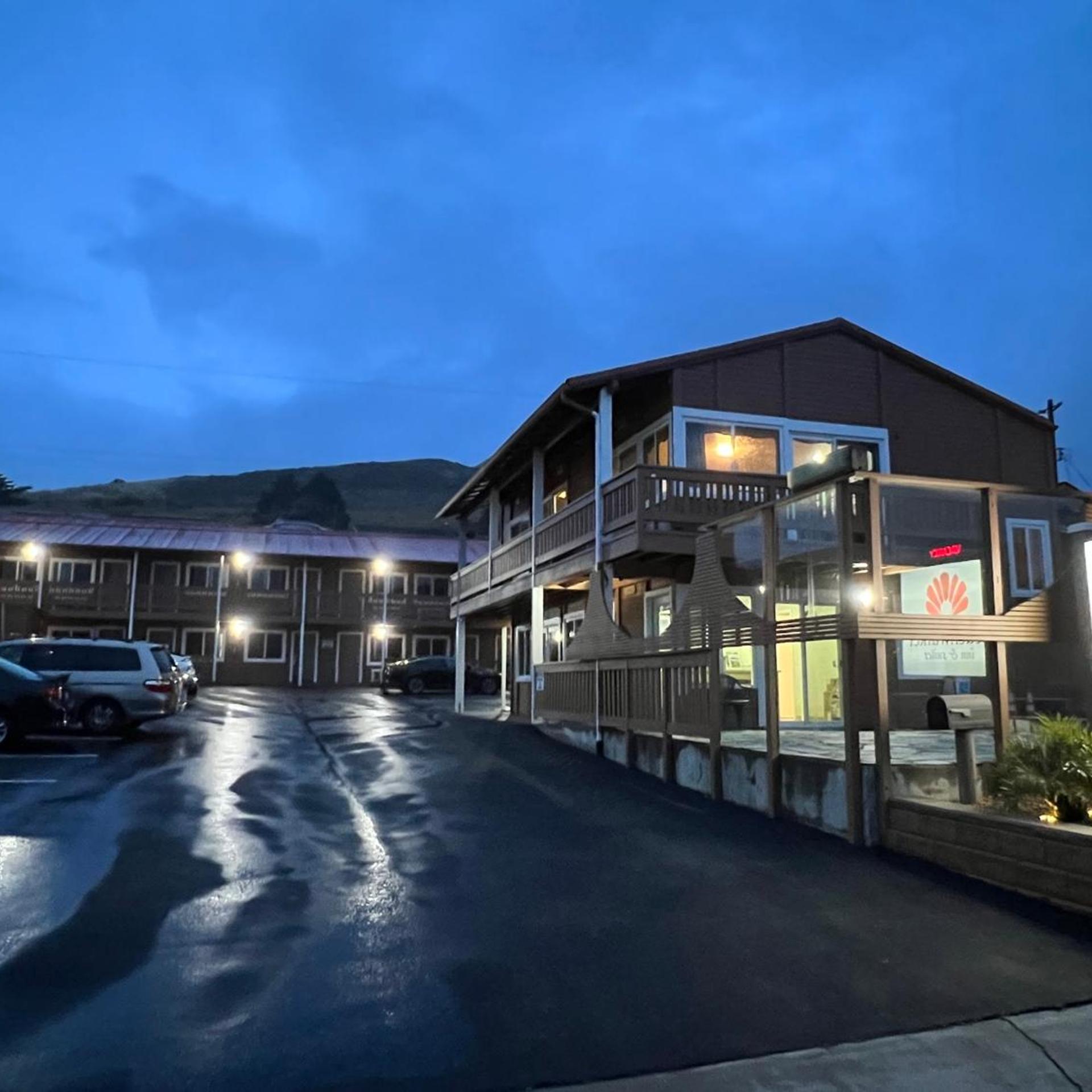 Beachwalker Inn Cayucos 1/25