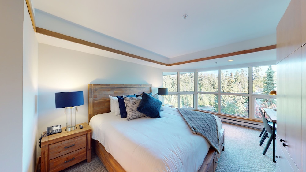 1 Bedroom, Signature, King Bed, Murphy Bed