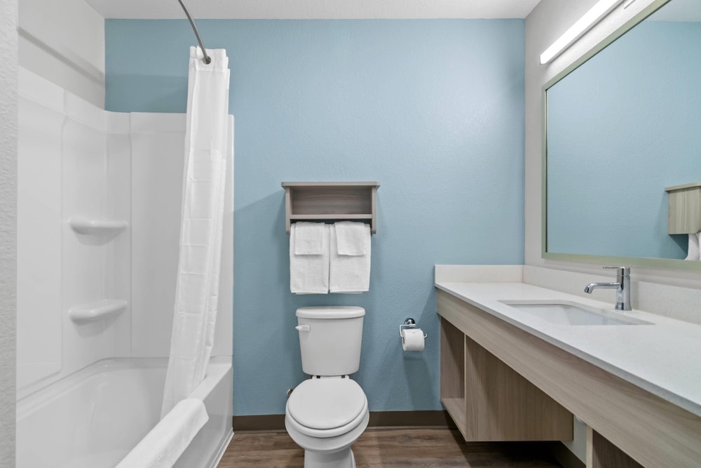WoodSpring Suites Rogers Bentonville 43/51