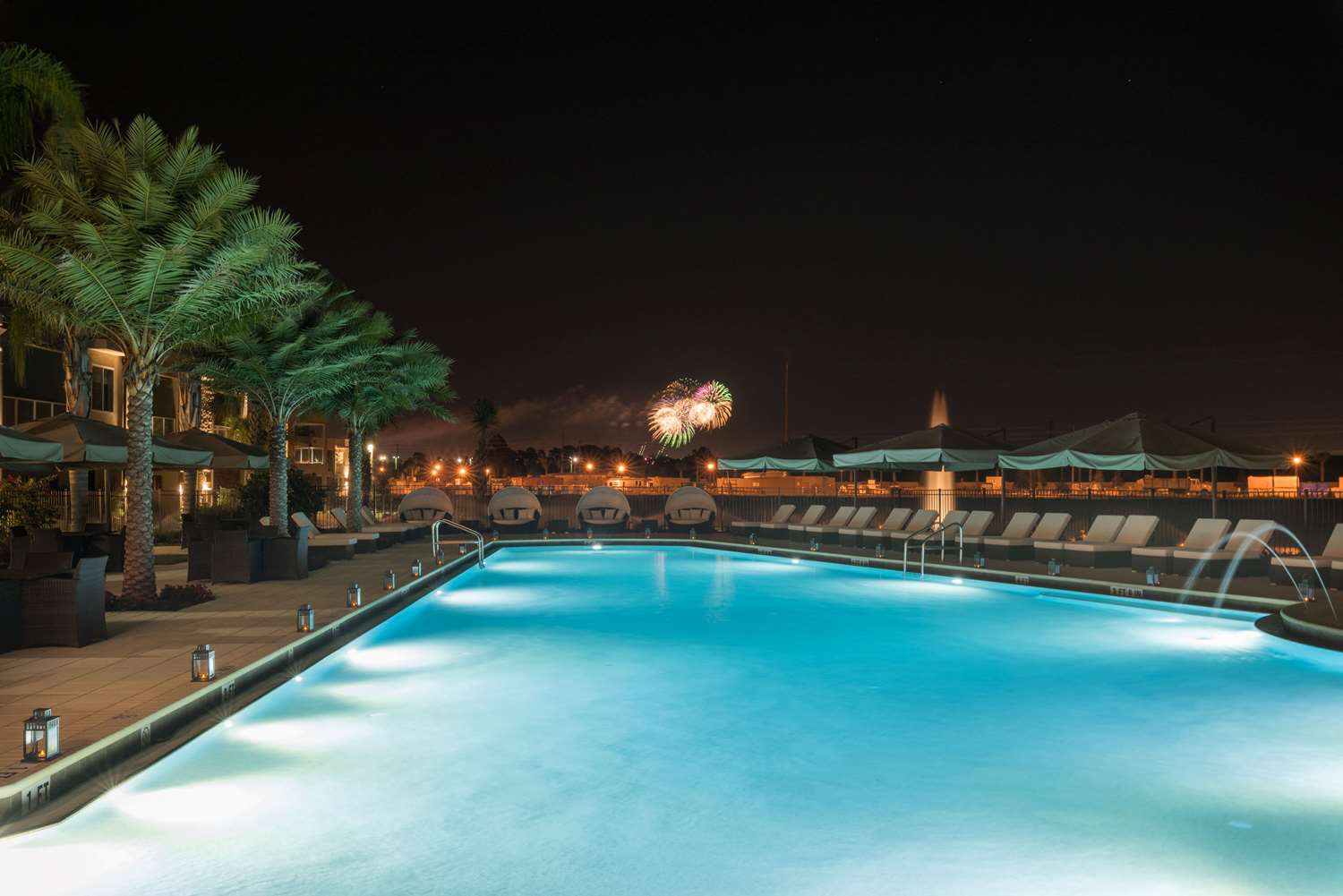 Magic Village Yards, Trademark Collection by Wyndham 18/20