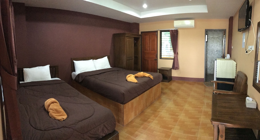 Khwanruen Fishing Resort 16/59