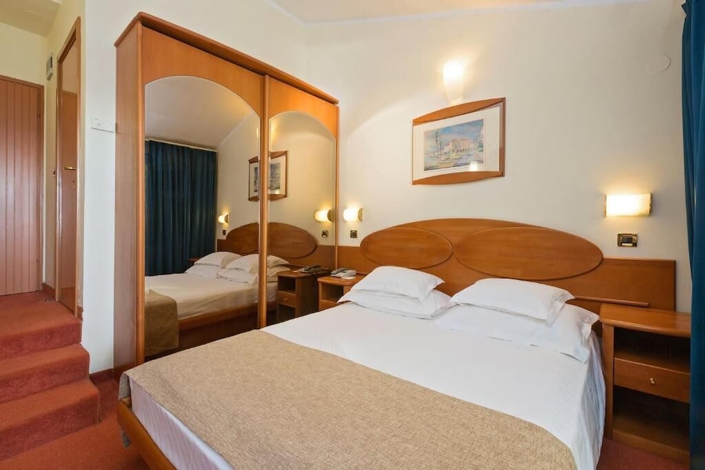 Villa Galijot Plava Laguna 13/50