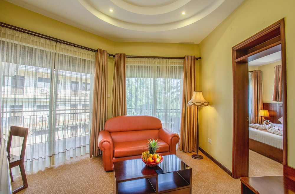 NYAIKA HOTEL FORTPORTAL 33/48