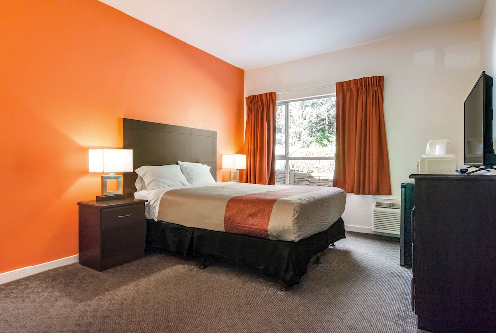 Motel6 Surrey BC 19/37