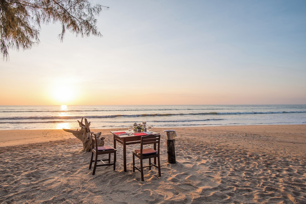 ThaiLife Wellness & Meditation Resort 74/80