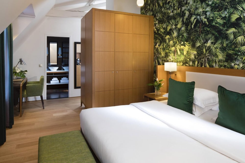 SIGNATURE, DOUBLE BED