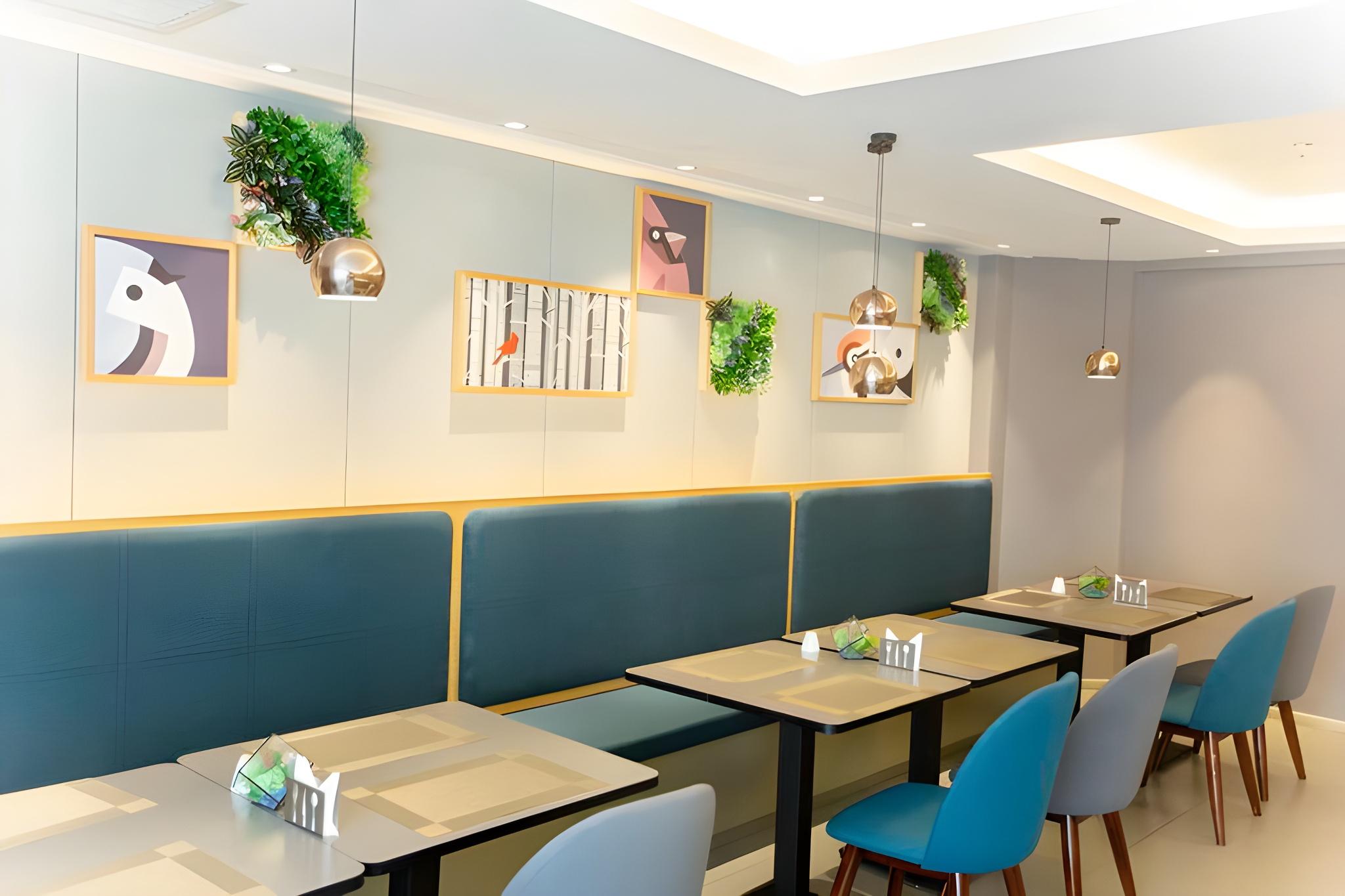 Homeinn Selected (Heihe Central Street Pedestrian Street) 21/29