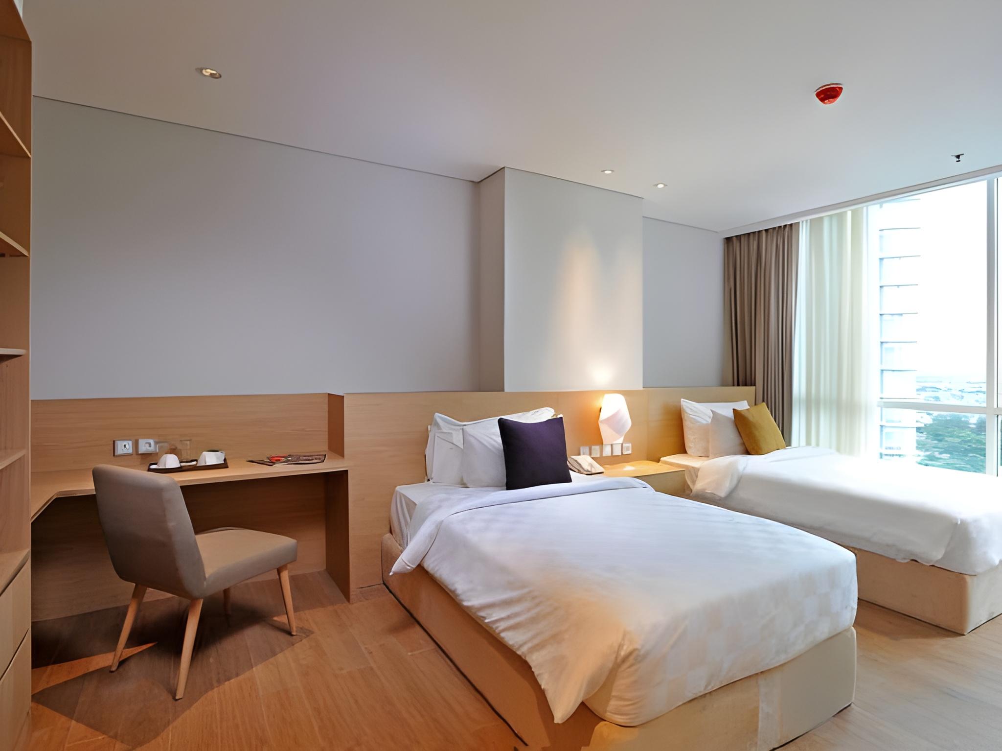 2 Bedrooms, Marvelous