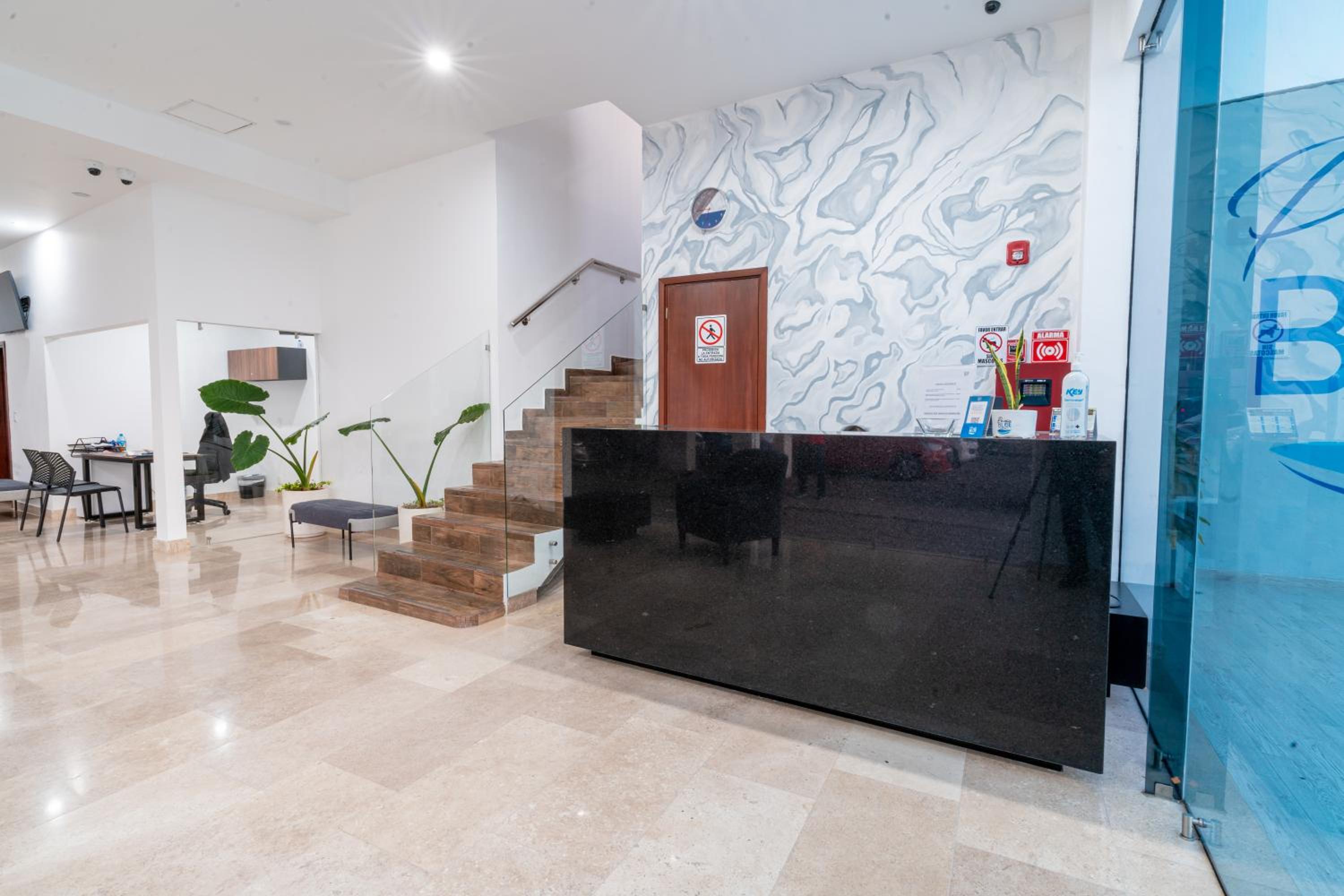 Hotel Pacific Blue Mazatlan 9/59