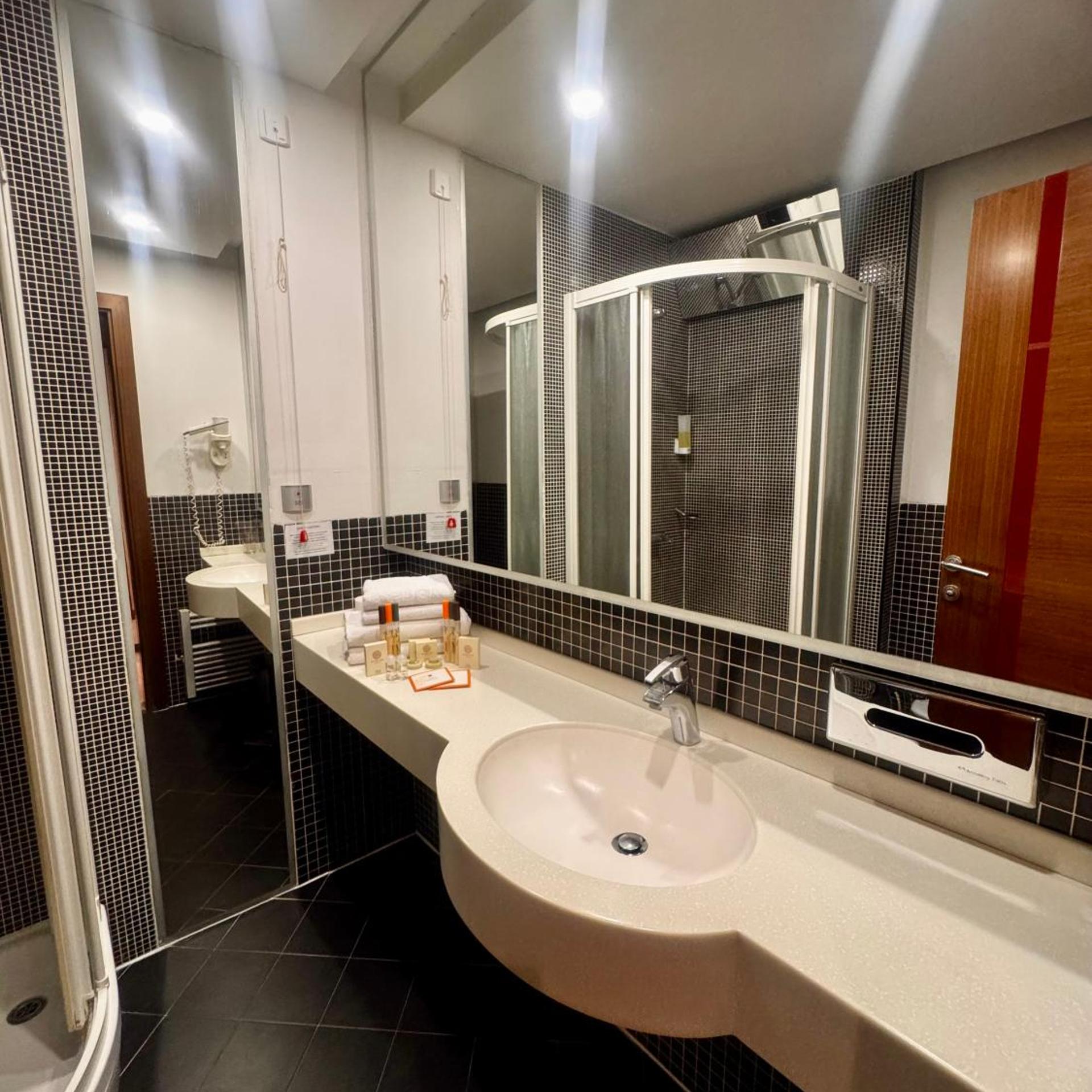 Exclusive Hotel 30/31