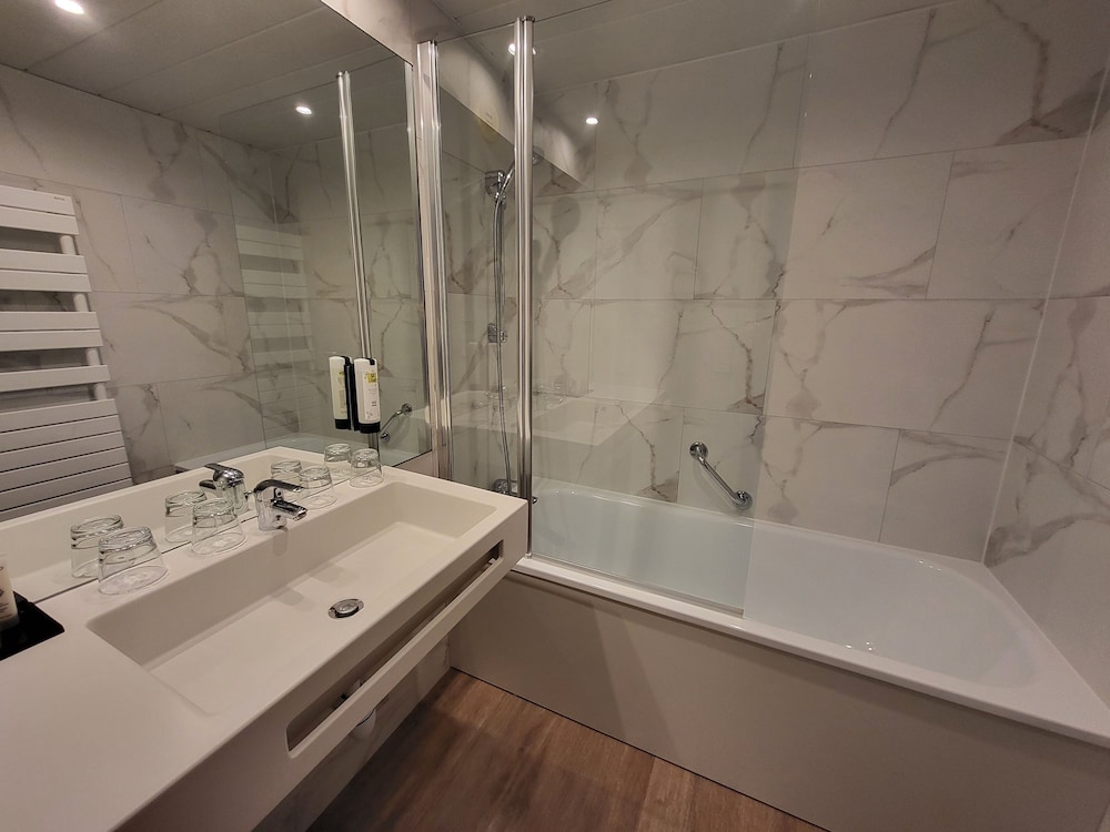 Domaine de La Foret D Orient Natur Hotel Golf Spa 54/55
