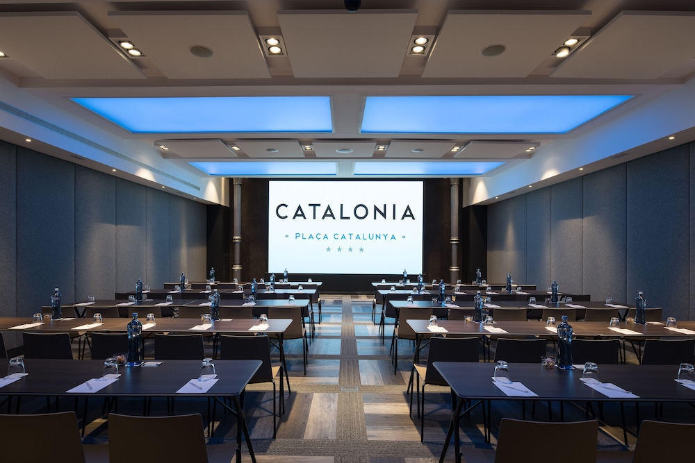 Catalonia Plaza Cataluna 39/50