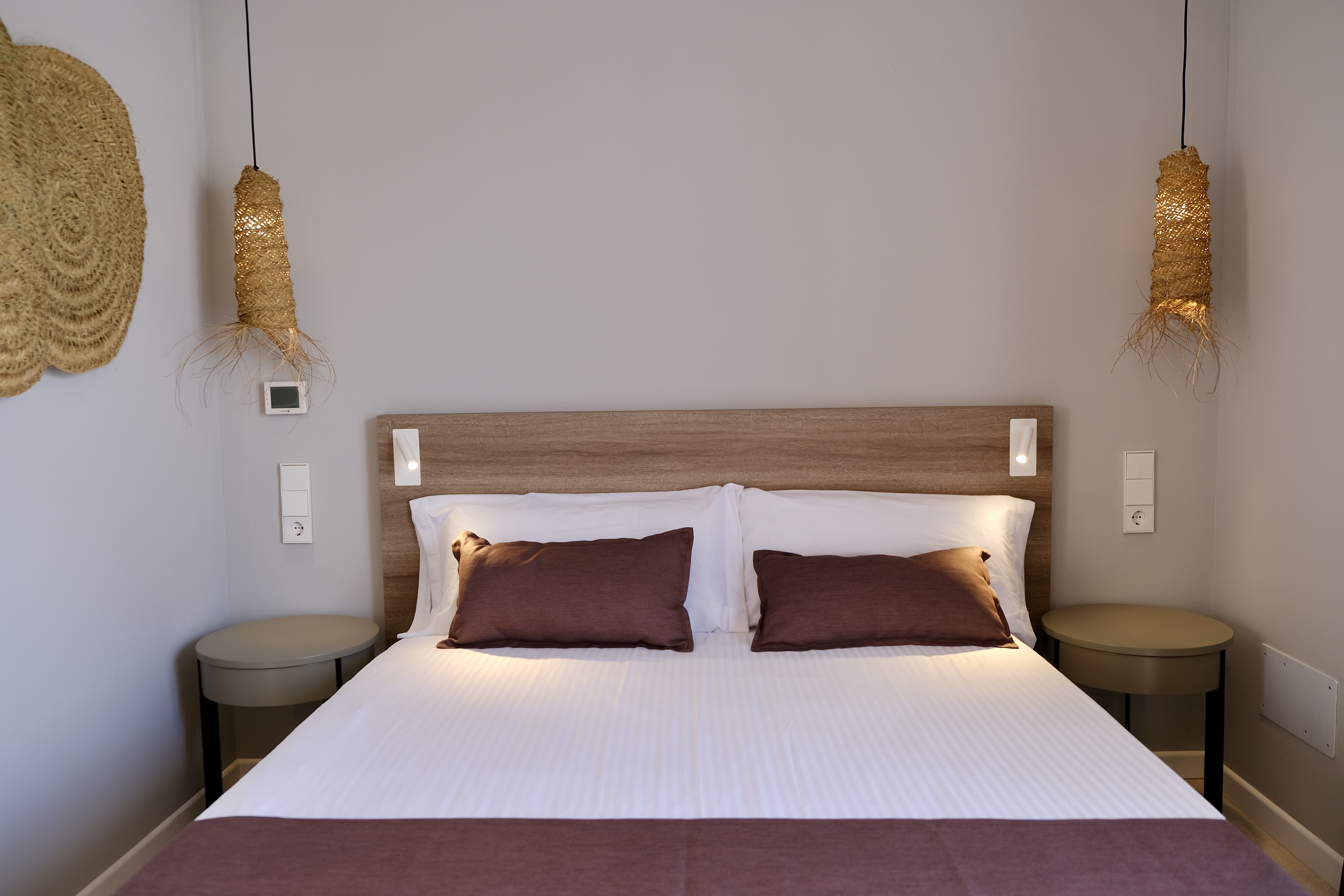 Hip, Single, Double or Twin Bed