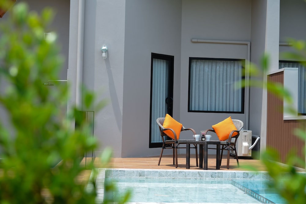 The Chill At Krabi Hotel 11/57