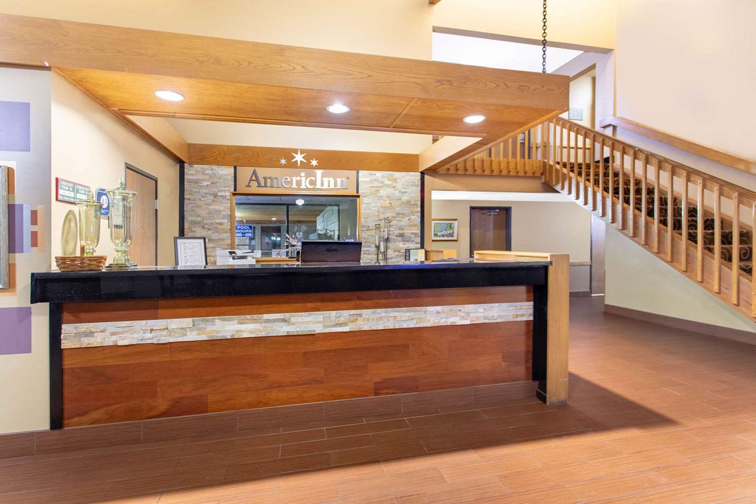 Americinn By Wyndham Elkhorn Near Lake Geneva 2/8