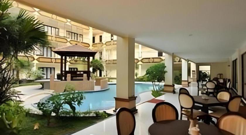 Yusro Hotel Convention 14/33