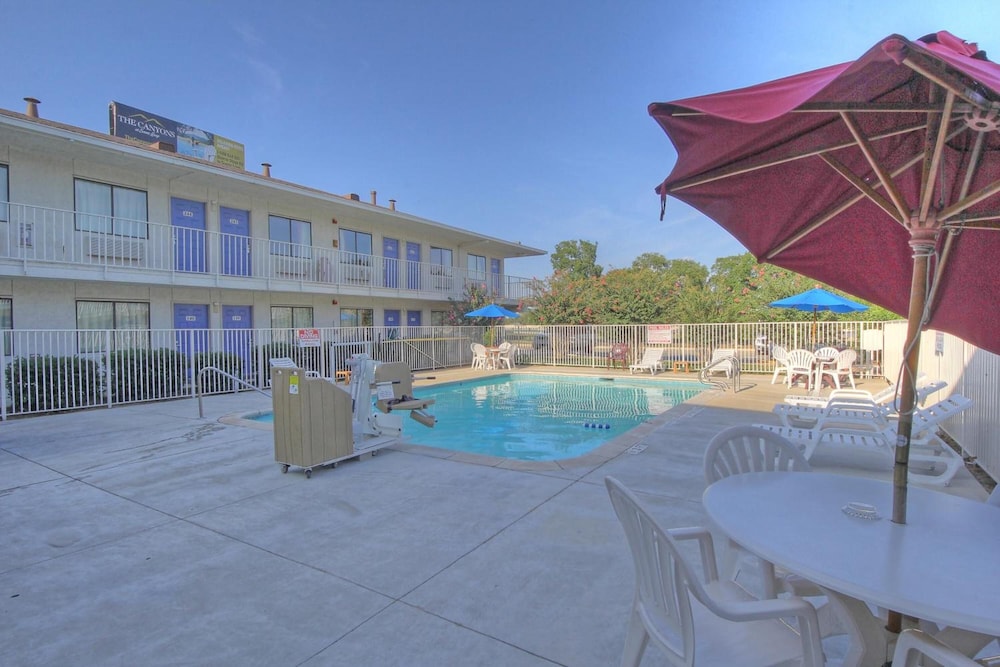 Motel6 San Antonio, TX - Six Flags Fiesta TX/La Cantera Area 37/44